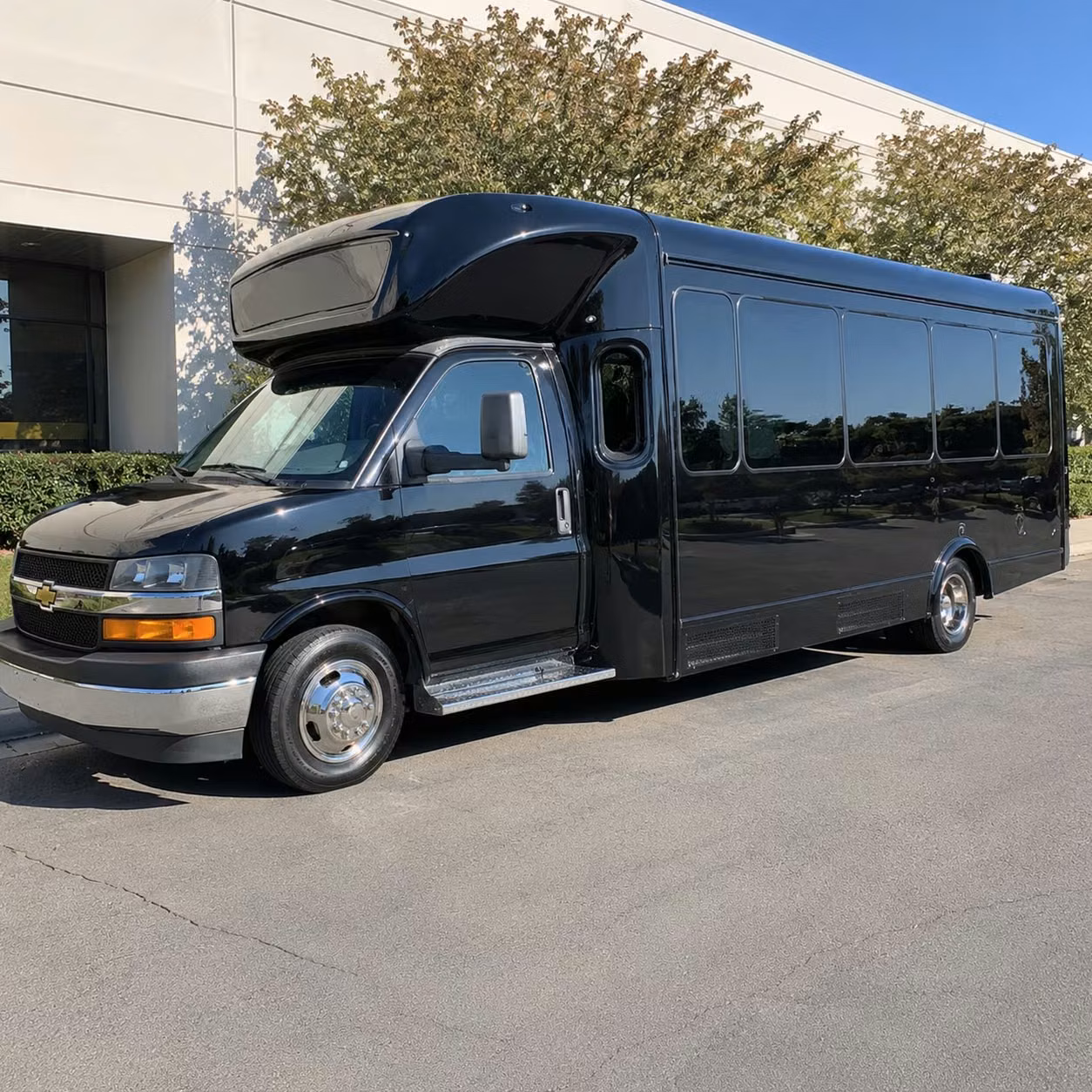bachelorette party bus rentals in plymouth and the twin cities