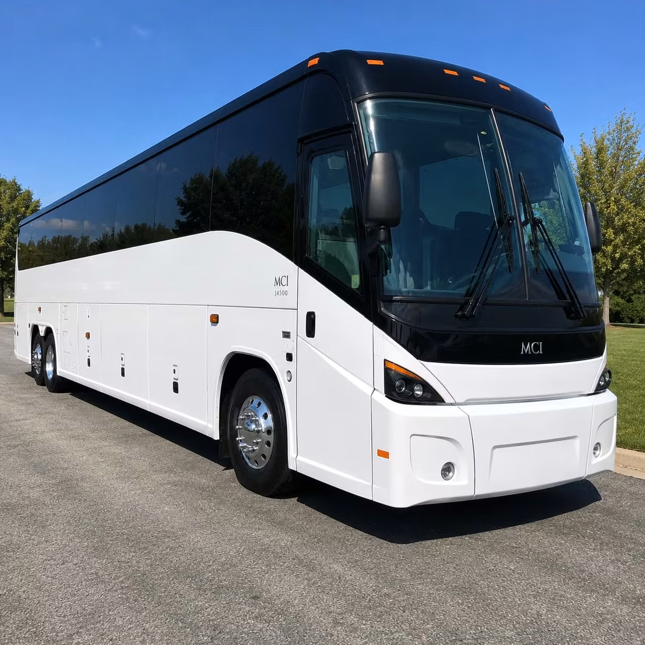 hotel and conference center pickup shuttles to msp keep plymouth groups on schedule
