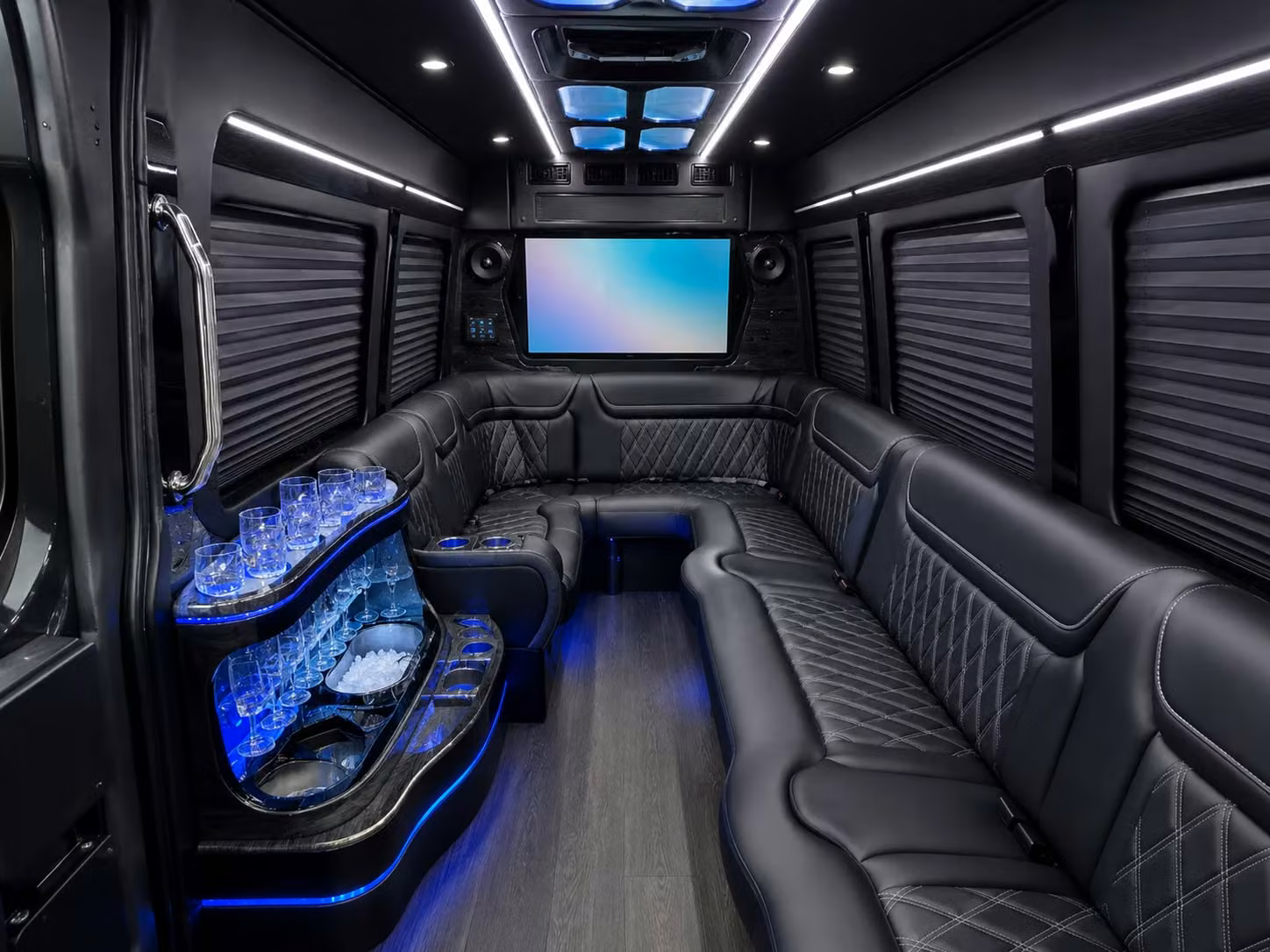 multi day long distance bus trips from plymouth seamless group travel across the midwest