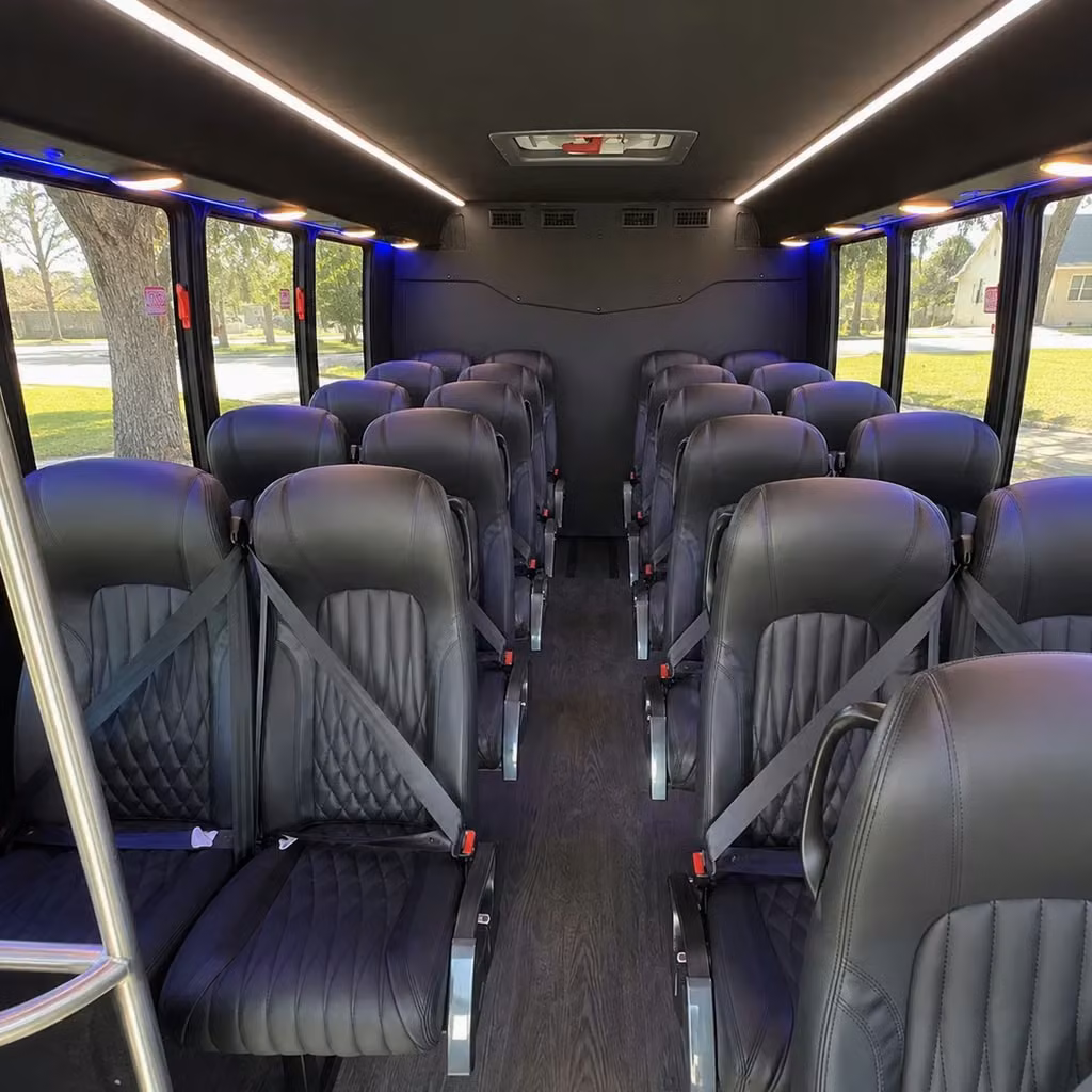 plymouth 35 passenger minibus rental